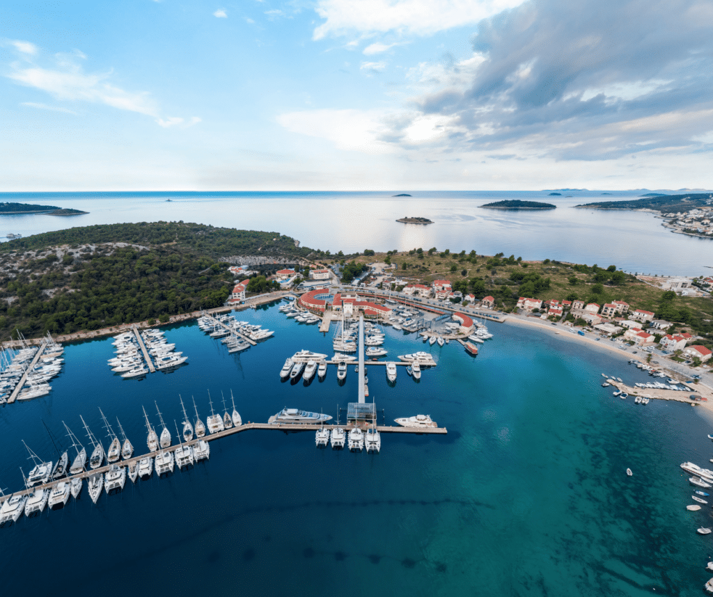 Speedboat Water Taxi Transfer from Split Mainland Rogoznica